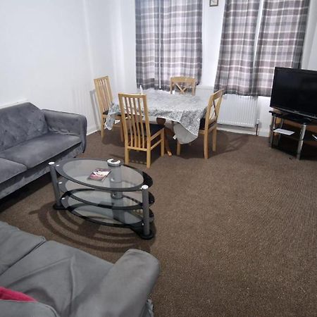Simple 2Bed Flat In Edinburgh. Apartment ภายนอก รูปภาพ