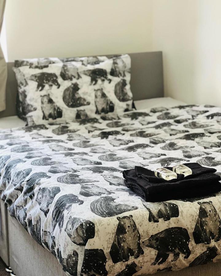 Simple 2Bed Flat In Edinburgh. Apartment ภายนอก รูปภาพ